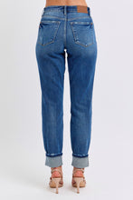 Load image into Gallery viewer, Judy Blue Boyfriend Jeans