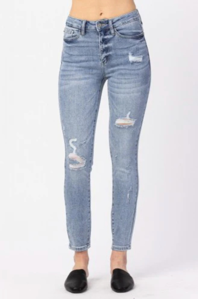 Judy Blue Mid-Rise Distressed Skinny Jeans