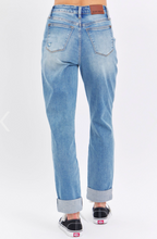 Load image into Gallery viewer, Judy Blue Patch Pocket Disterssed Boyfriend Jeans