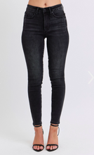 Load image into Gallery viewer, Judy Blue Black Tummy Control Skinny Jeans