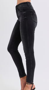 Judy Blue Black Tummy Control Skinny Jeans