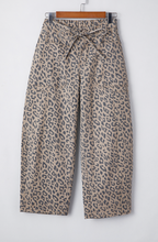 Load image into Gallery viewer, Pre-Order Khaki Leopard Printed Drawstring Waist Pocketed Wide Leg Jeans