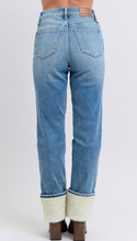 Load image into Gallery viewer, Pre-Order Shearling Cuff Straight Leg Judy Blue Jeans