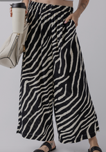 Load image into Gallery viewer, Black Friday SALE Black Zebra Striped Summer Wide Leg Pants