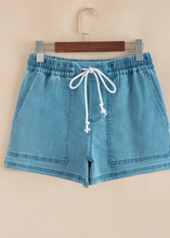 Load image into Gallery viewer, Pre-Order Blue Contrast Drawstring Elastic Waist Denim Shorts