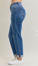 Load image into Gallery viewer, Pre-Order Judy Blue Mid Rise Boyfriend Classic Cuffed