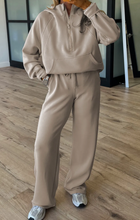 Load image into Gallery viewer, Pre-Order Jet Stream Half Zip Thumbhole Sleeve Hoodie Active Pants 2pcs Outfit