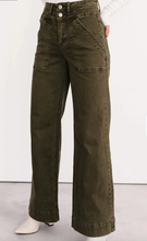 Load image into Gallery viewer, Pre-Order Jungle Green Double Waistband Loose Straight Jeans