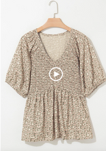 Load image into Gallery viewer, Pre-Order Puff Sleeve Smocked Top
