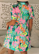 Load image into Gallery viewer, Pre-Order Green Floral Puff Sleeve Collar Buttoned Babydoll Dress