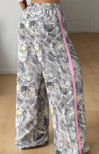 Load image into Gallery viewer, Pre-Order Gray Camo Woodland Print Color Block Detail Drawstring Wide Leg Sweatpants