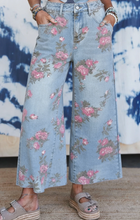 Load image into Gallery viewer, Pre-Order Blue Garden Floral Print Bootcut Jeans