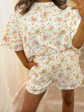Load image into Gallery viewer, Pre-Order Pink Floral Print Short Sleeve Elastic Waist Pocket Casual Two Piece Short Set