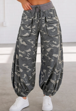 Load image into Gallery viewer, Pre-Order Multicolour Drawstring Contrast Waistband Camouflage Cargo Barrel Pants