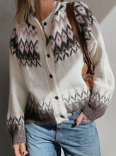 Load image into Gallery viewer, Pre-Order White Geometric Pattern Brushed Knit Button Cardigan