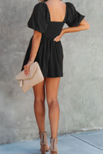 Load image into Gallery viewer, Pre-Order Black Square Neck Ruched Puff Sleeve Romper