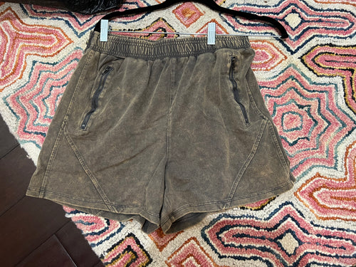 Cotton Washed Shorts w/Zipper Pockets