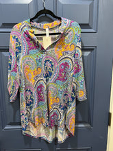 Load image into Gallery viewer, Paisley Lightweight High Low Tunic