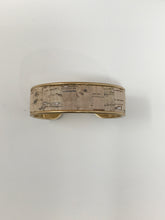 Load image into Gallery viewer, Light Cork Cuff Bracelette