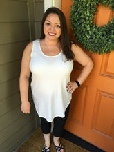 Load image into Gallery viewer, White Scoop Neck Tank Top