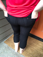 Load image into Gallery viewer, Black Capri Jeggings