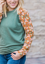 Load image into Gallery viewer, Green &amp; Rust Floral Sweatshirt