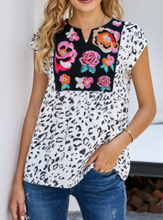 Load image into Gallery viewer, Wild Flower Embroidered Shift Top