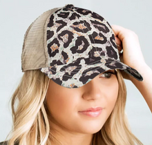 Load image into Gallery viewer, Pre-Order Leopard Trucker Hat