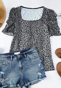 Pre-Order Leopard Puff Sleeve Top