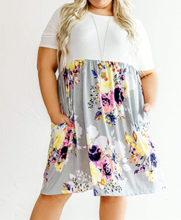 Load image into Gallery viewer, Pre-Order Floral Print Colorblock Midi Dress