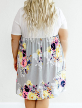 Load image into Gallery viewer, Pre-Order Floral Print Colorblock Midi Dress