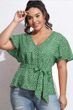 Load image into Gallery viewer, Pre-Order Plus Size Peplum Tops