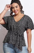 Load image into Gallery viewer, Pre-Order Plus Size Peplum Tops