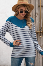 Load image into Gallery viewer, Pre-Order Stripes Contrast Pullover Sweatshirt