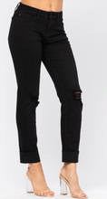 Load image into Gallery viewer, Judy Blue Black Mid Rise Slim Fit Jeans