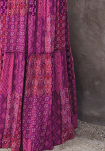 Load image into Gallery viewer, Pre-Order Tiered Paisley Print Pocketed Maxi Skirt