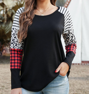 Pre-Order Black Crew Neck Print Splice Waffle Knitted Top