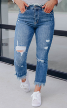 Load image into Gallery viewer, Per-Order Plus Size Frayed Straight Leg Jeans