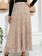 Load image into Gallery viewer, Pre-Order Leopard Chiffon Elastic High Waist Pleated Long Skirt