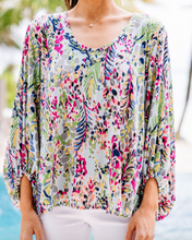 Load image into Gallery viewer, Pre-Order Green Floral Print Puffy Sleeve Loose Blouse