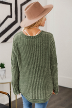 Load image into Gallery viewer, Pre-Order Green Trim Contrast Casual Round Hem Knit Sweater