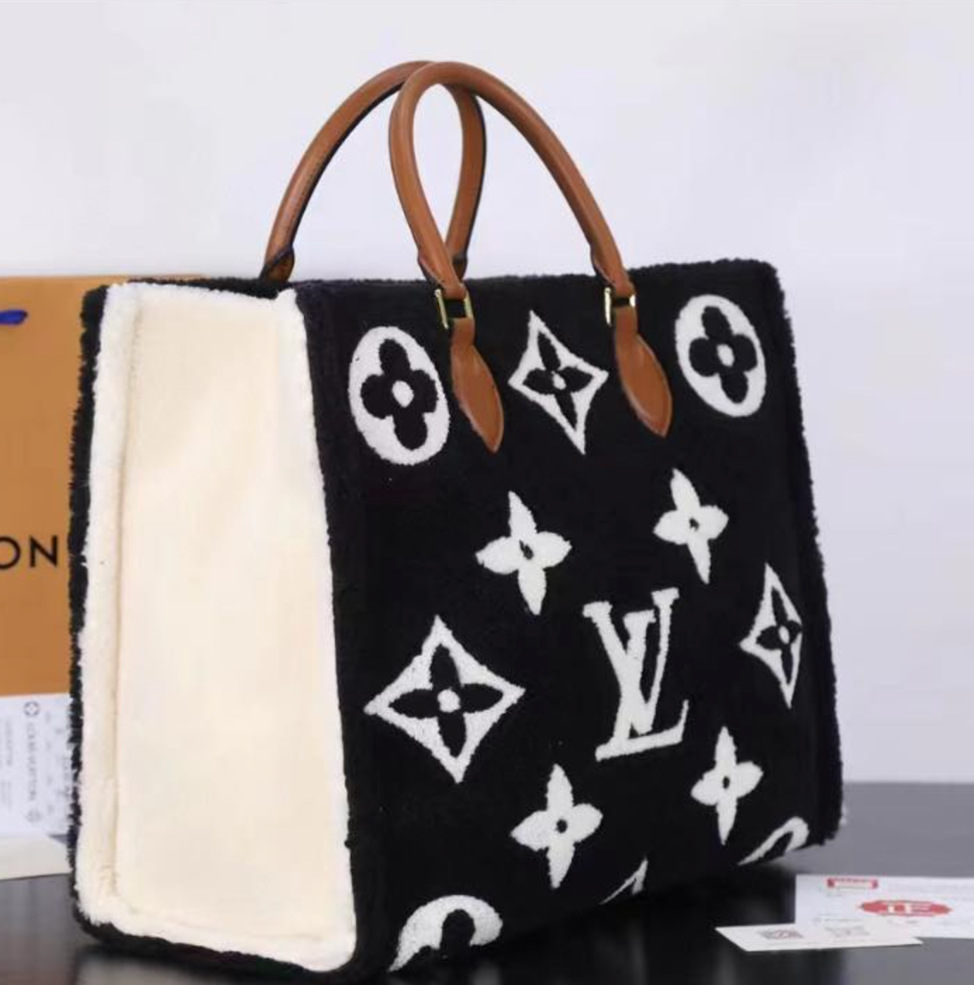 Replica Onthego Tote 