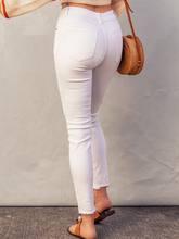 Load image into Gallery viewer, Pre-Order White Plain Buttons Frayed Raw Hem High Waist Denim Jeans