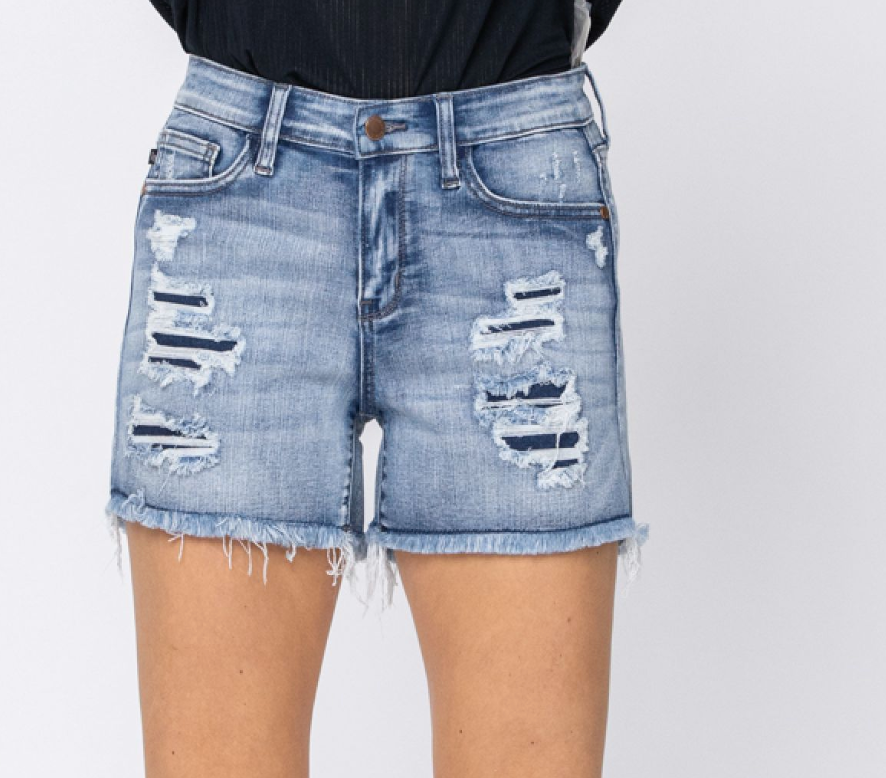 Mid-Rise Patch Washout cut off shorts-XL ONLY