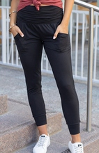 Load image into Gallery viewer, Pre-Order High Waist Pleated Pocket Leggings