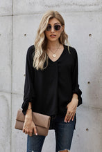 Load image into Gallery viewer, Pre-Order V Neck 3/4 Sleeve High Low Hem Shirt