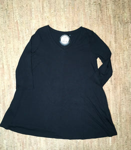 Black 3/4 Sleeve V-Neck Tunic