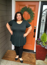 Load image into Gallery viewer, Green Short Sleeve Ruffle Top