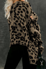 Load image into Gallery viewer, Leopard Front Pocket Cardigan