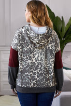 Load image into Gallery viewer, Plus Leopard Color Block Hoodie